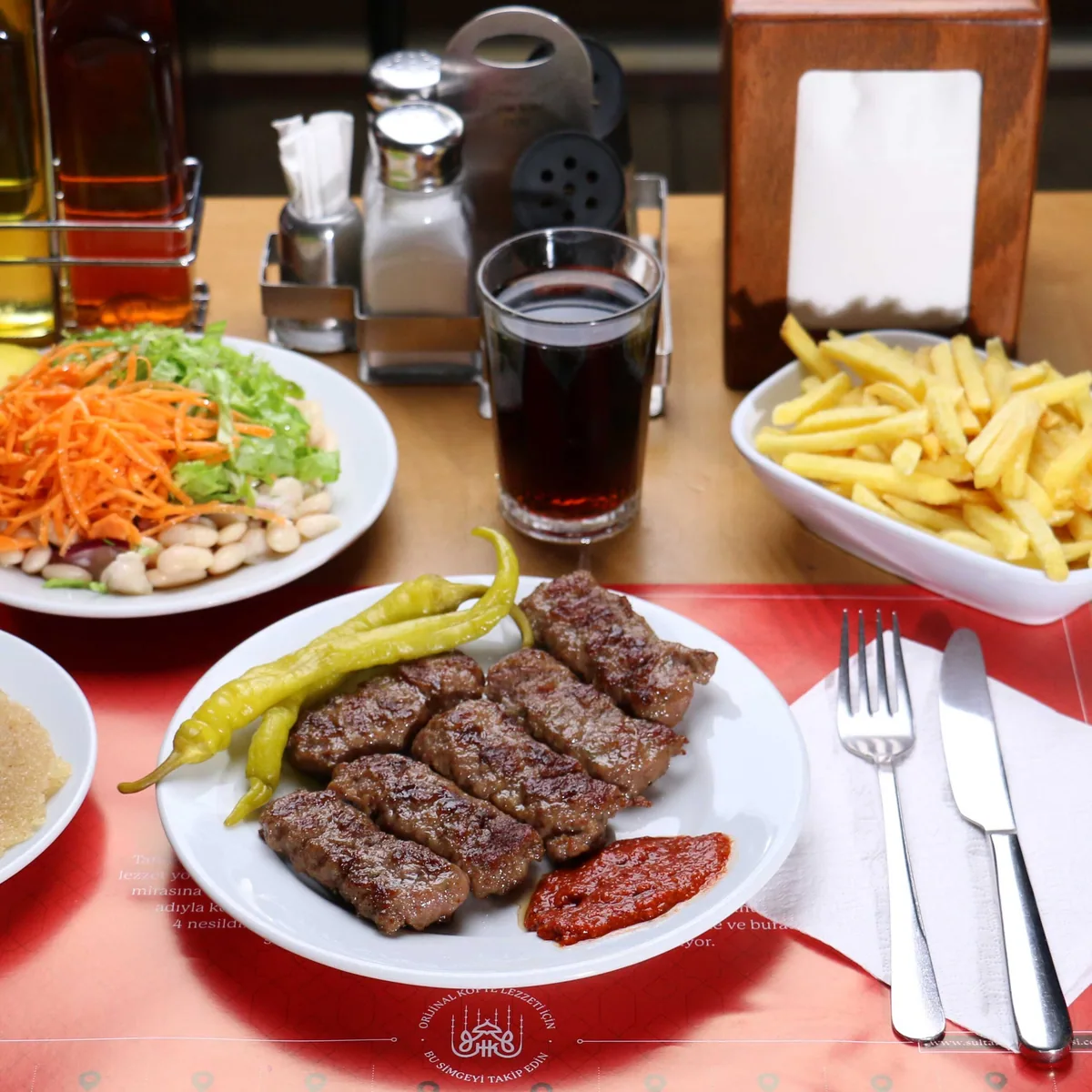 Sultanahmet Köftecisi görseli
